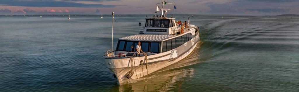 Fonyód ms. a Balatonon